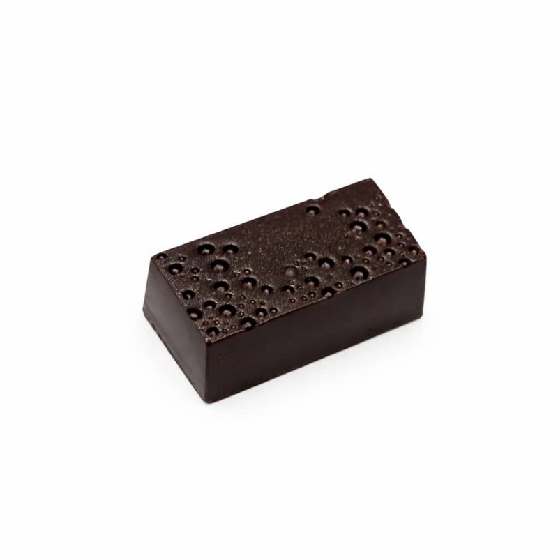 Crispy rice dark pralines